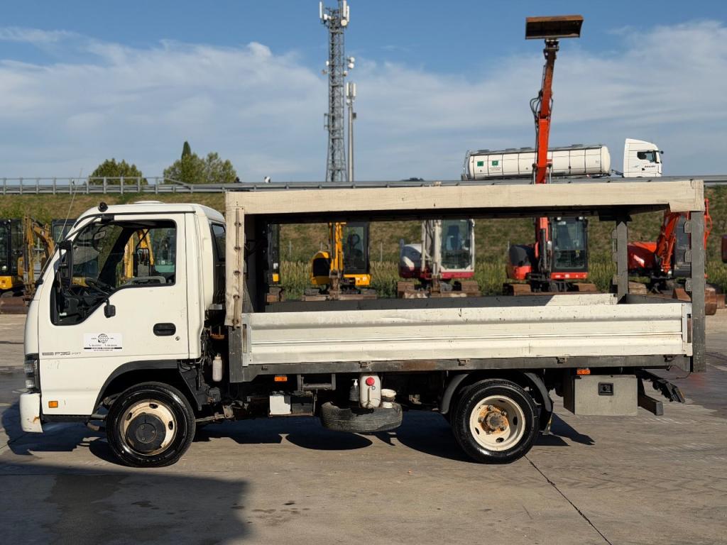 Isuzu P35.Y07 Photo 5