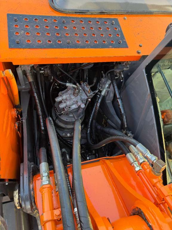 Hitachi ZX210 LCN-3 Photo 12
