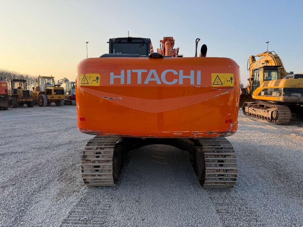 Hitachi ZX210 LCN-3 Photo 2