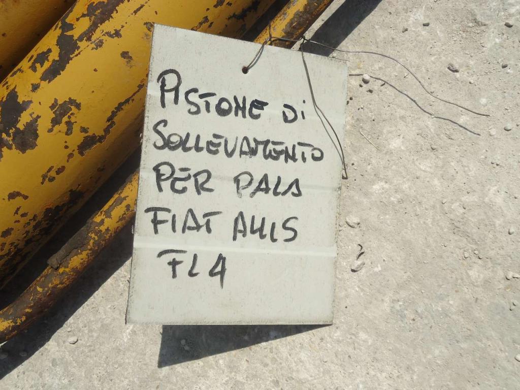 Lifting piston for Fiat Allis FL 4 Photo 4