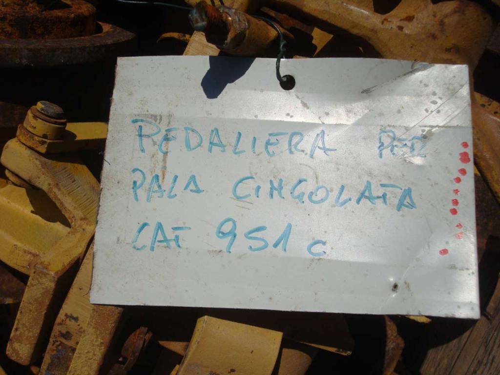 Pedal assembly for Caterpillar 951C Photo 2