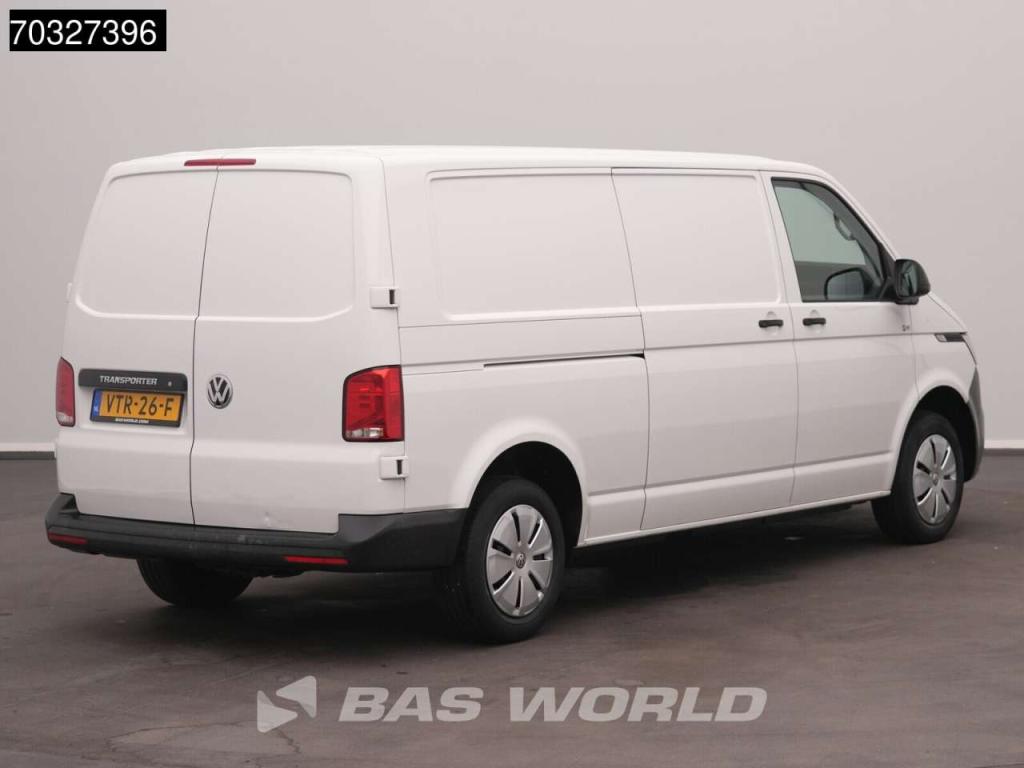 Volkswagen Transporter 110pk L2H1 Navi Airco Euro6 L2 Airco Photo 2