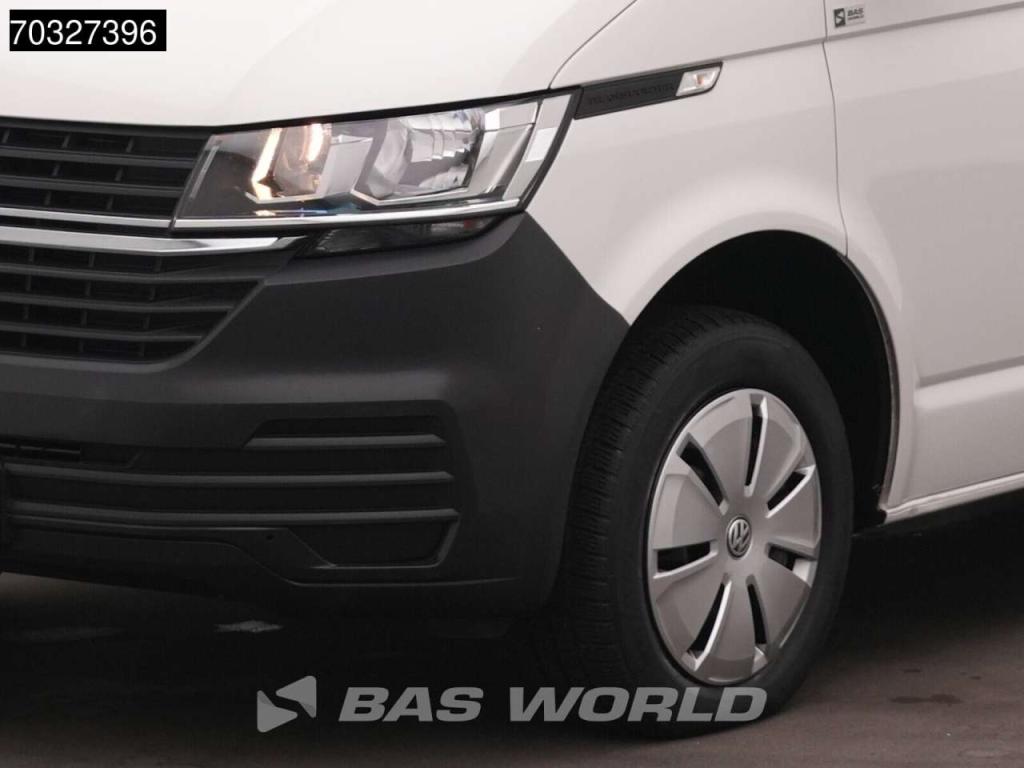 Volkswagen Transporter 110pk L2H1 Navi Airco Euro6 L2 Airco Photo 24