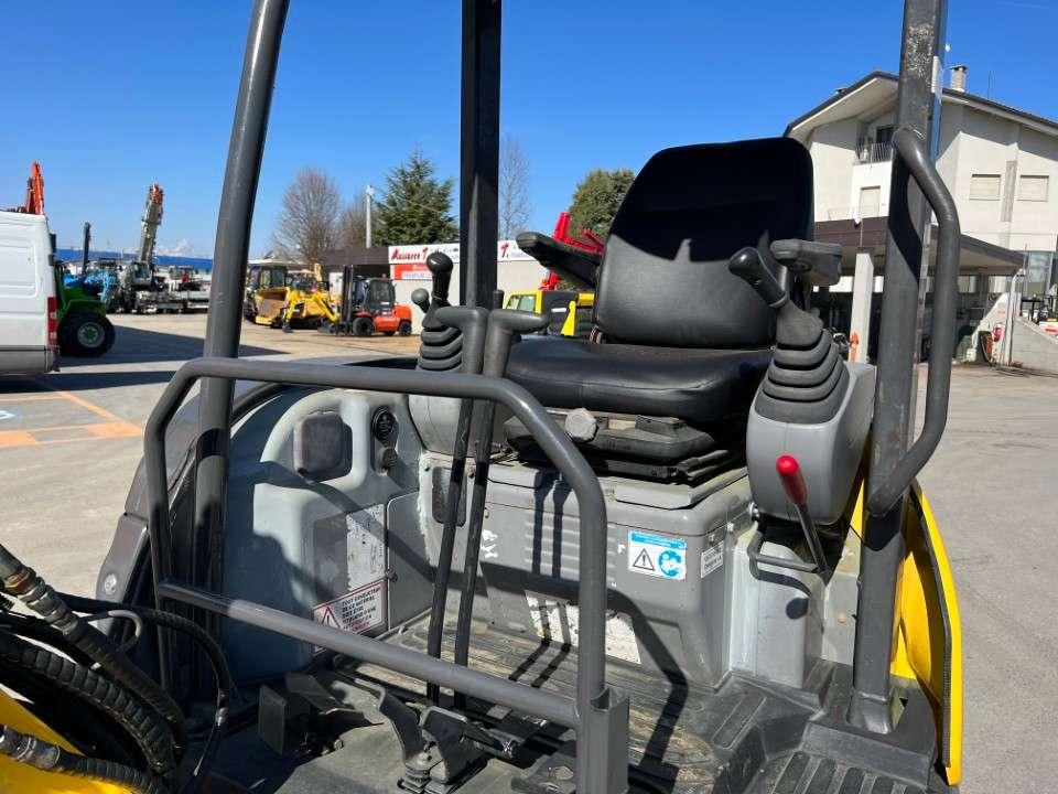 New Holland E29B SR Photo 7