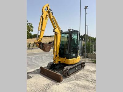 Komatsu PC30MR-5 Photo 1