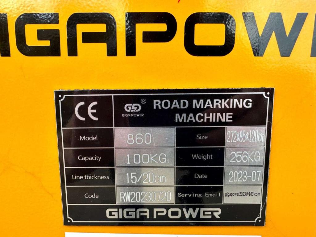 Giga Power Road Marking Machine Photo 16