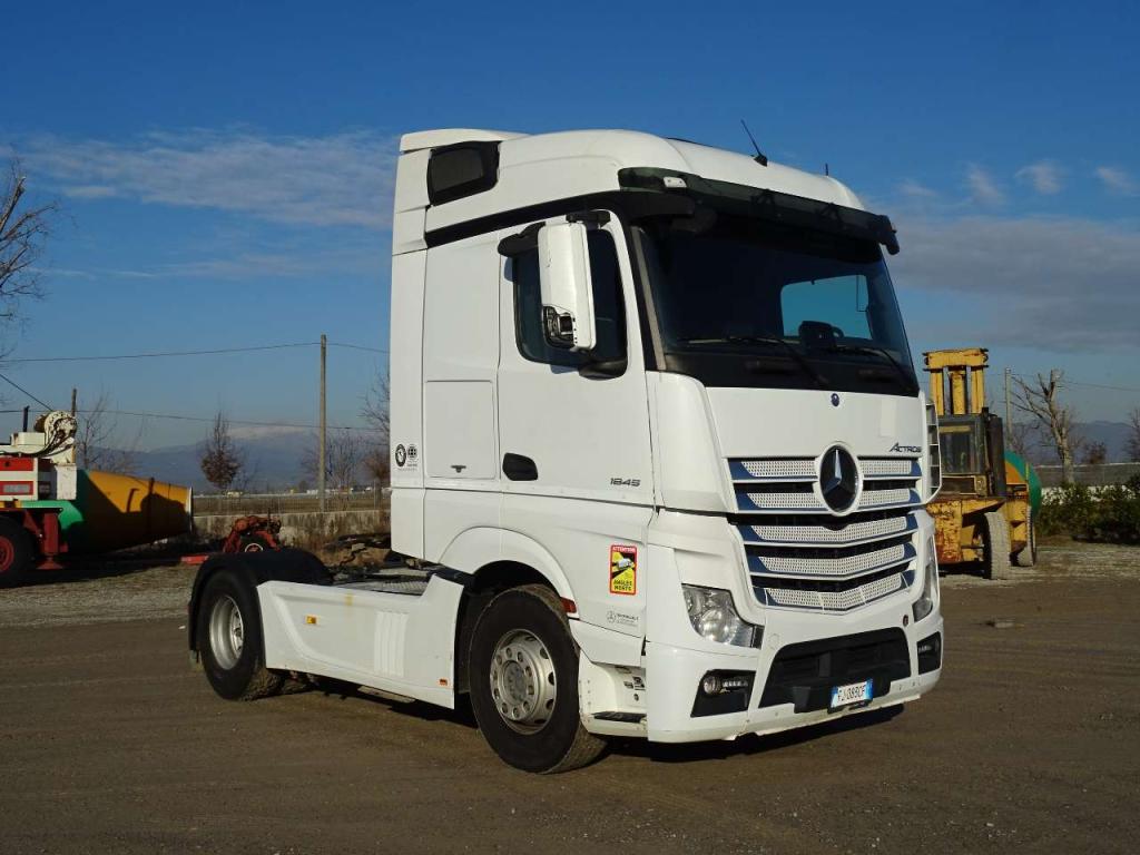 Mercedes-Benz ACTROS 1845 Photo 3