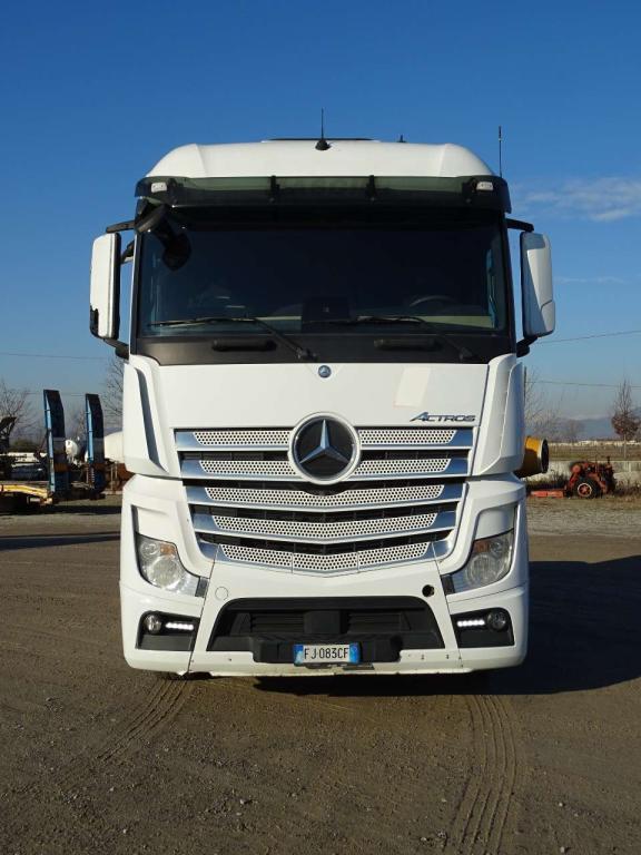 Mercedes-Benz ACTROS 1845 Photo 5