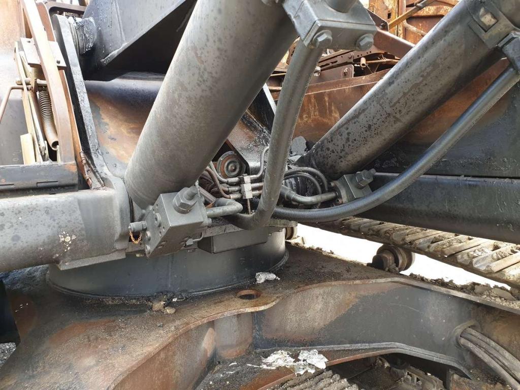 Volvo EC160 Photo 5
