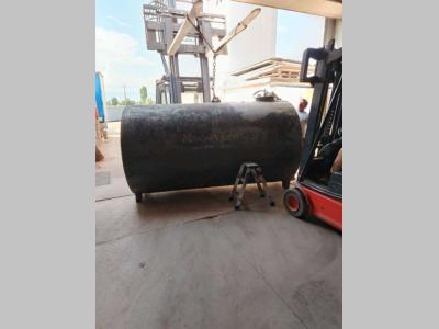 CISTERNA USATA NON SCARRABILE IN FERRO Photo 1