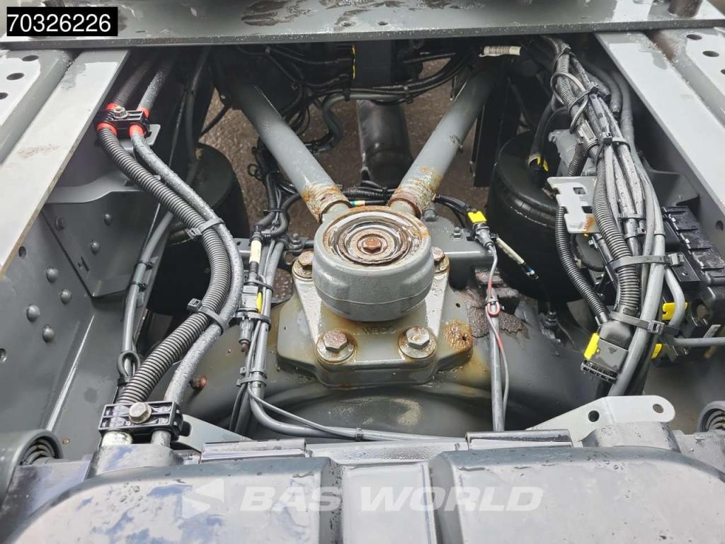 Daf XF 480 4X2 2x Tanks SSC Standklima Photo 14