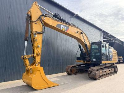 Caterpillar 329E LN sold by Smitma B.V.