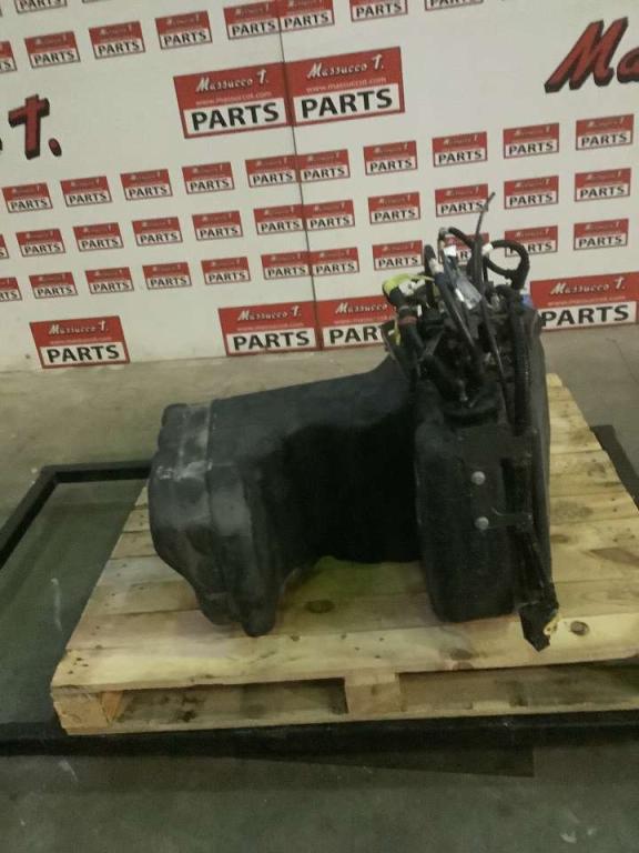 SERBATOIO PER AD BLUE VOLVO FH16 550 Tank Photo 1