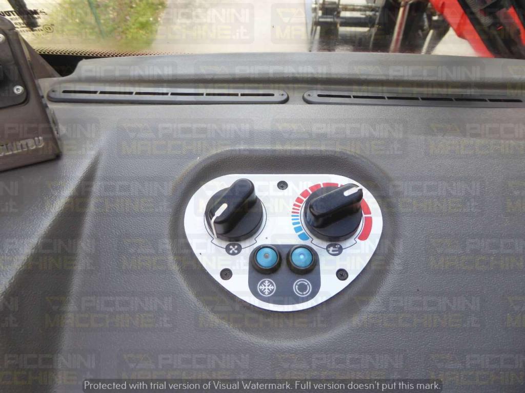Manitou MRT3050 Plus Privilege Photo 23