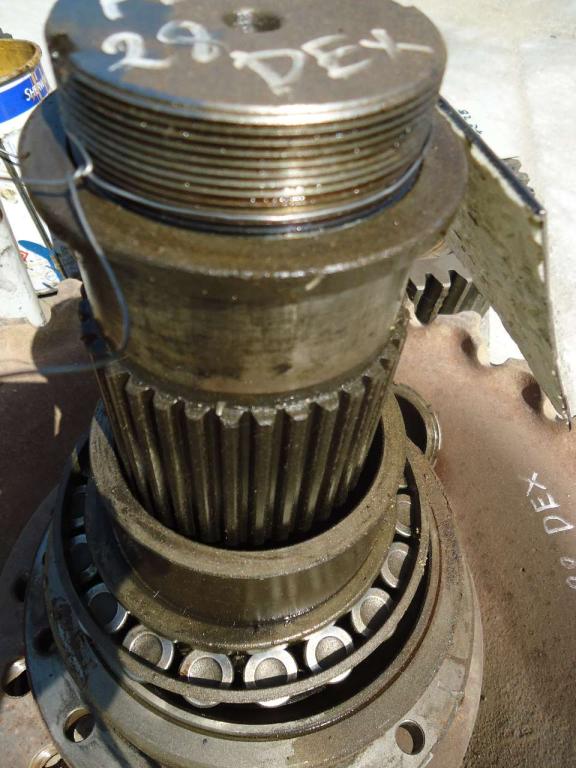 Travel drive for Fiat Allis FE28 Photo 1
