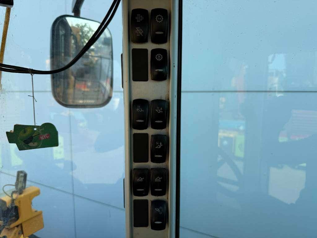Volvo L150H - Automatic Greasing / Camera Photo 12