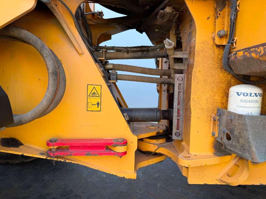 Volvo L150H - Automatic Greasing / Camera Photo 21