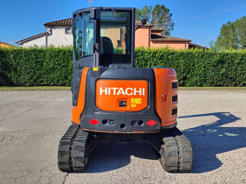 Hitachi ZX 48U-6 CLR Photo 4
