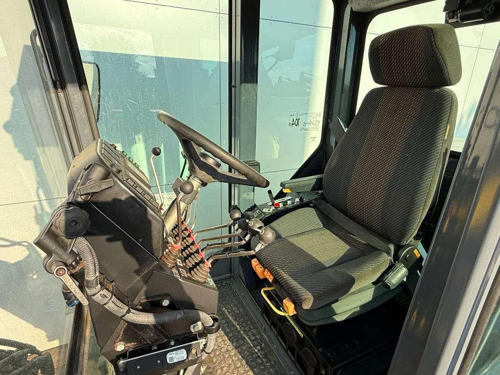 HBM - NOBAS BG110T-5  -  Front Blade + Ripper / TRIMBLE AS400 Photo 6