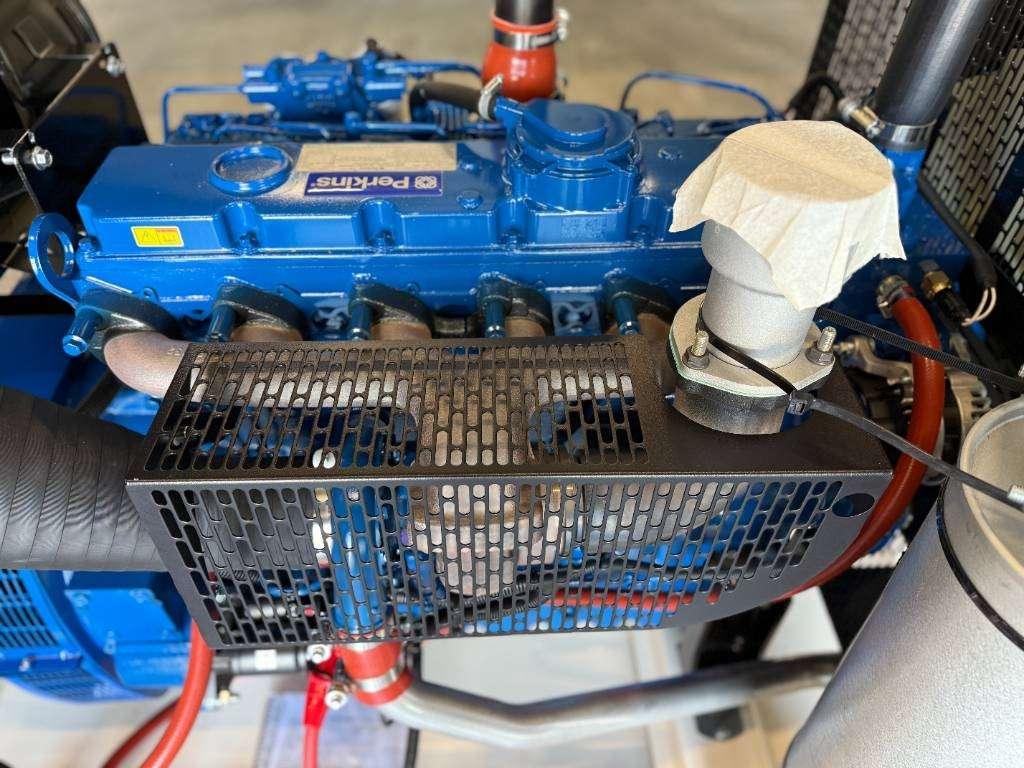 FG Wilson P220-3 - 220 kVA Open Genset - DPX-16012-O Photo 15