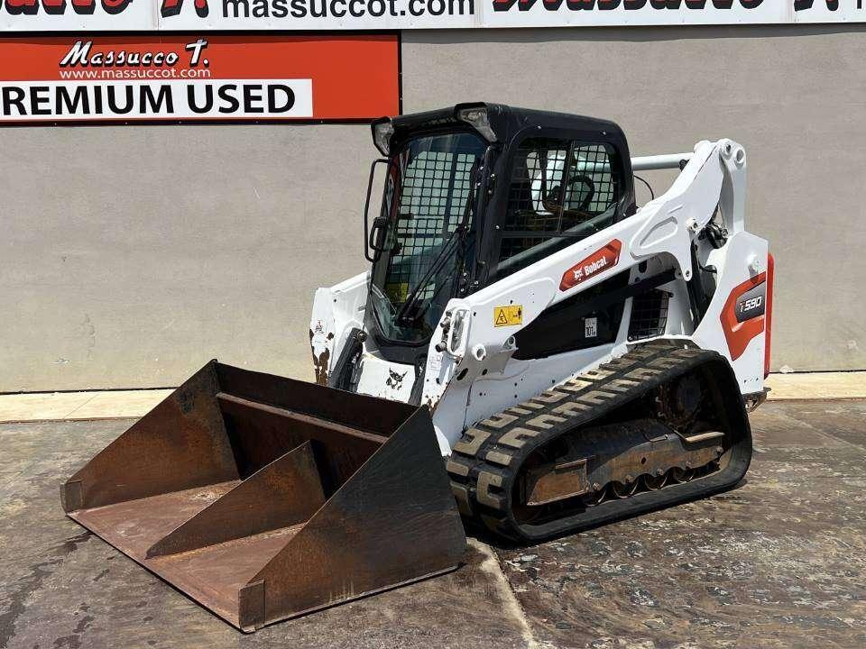 Bobcat T590 Photo 1