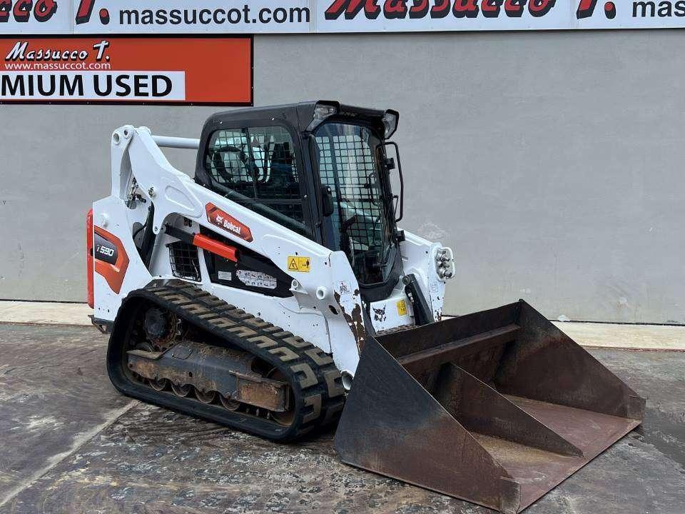 Bobcat T590 Photo 11