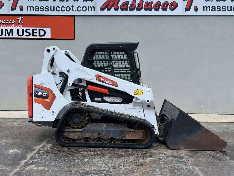 Bobcat T590 Photo 14