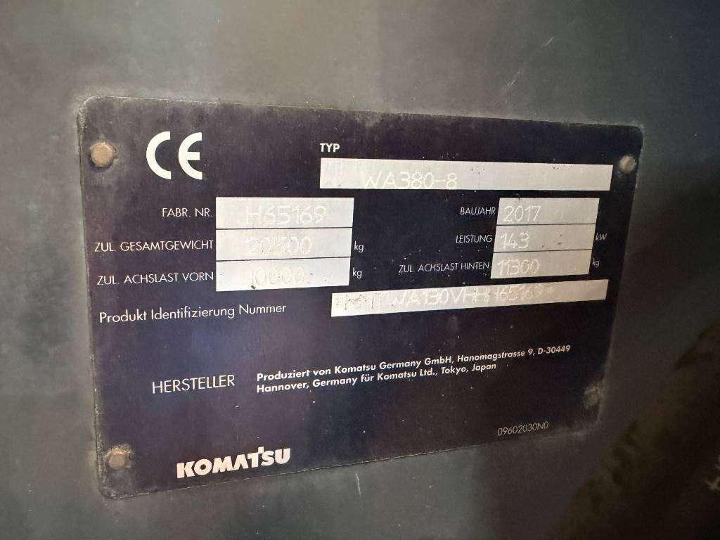 Komatsu WA380-8 Photo 3