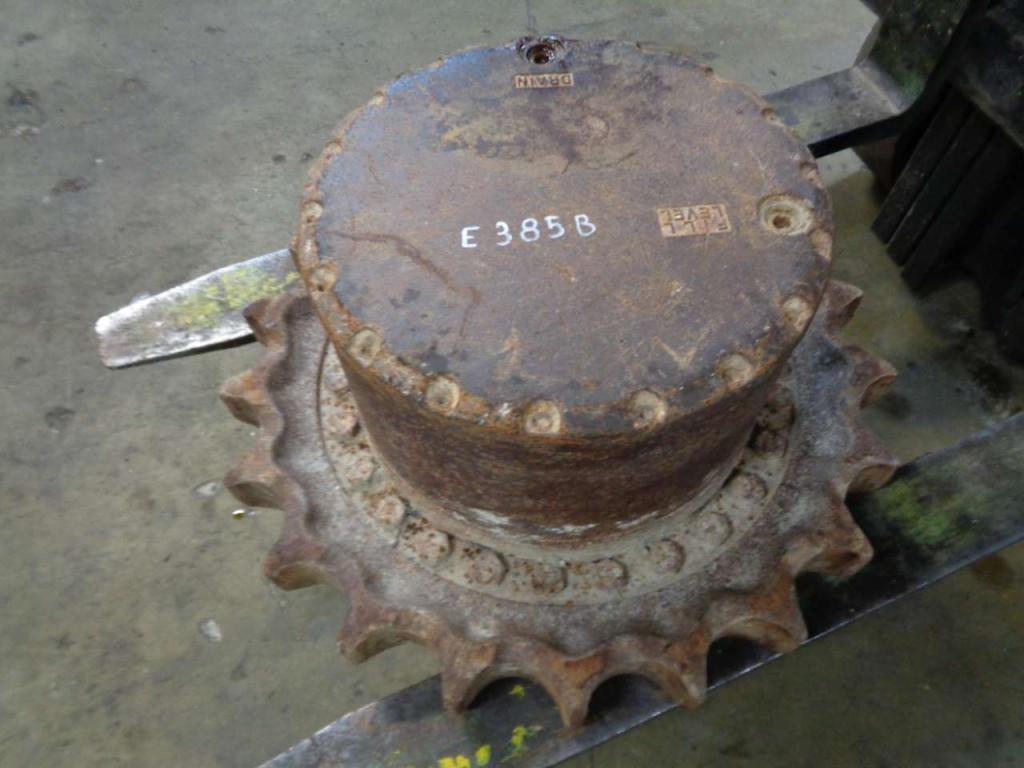 Traction drive for New Holland E 385 B Photo 1