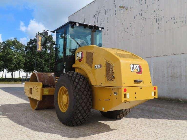 Caterpillar CS13 Photo 4