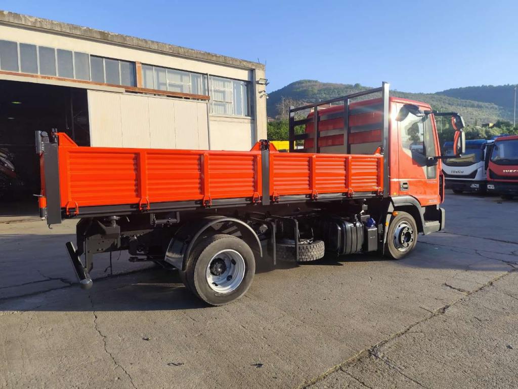 Iveco EUROCARGO 80-190 Photo 20