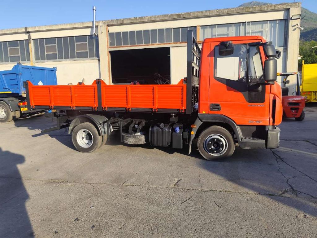Iveco EUROCARGO 80-190 Photo 21
