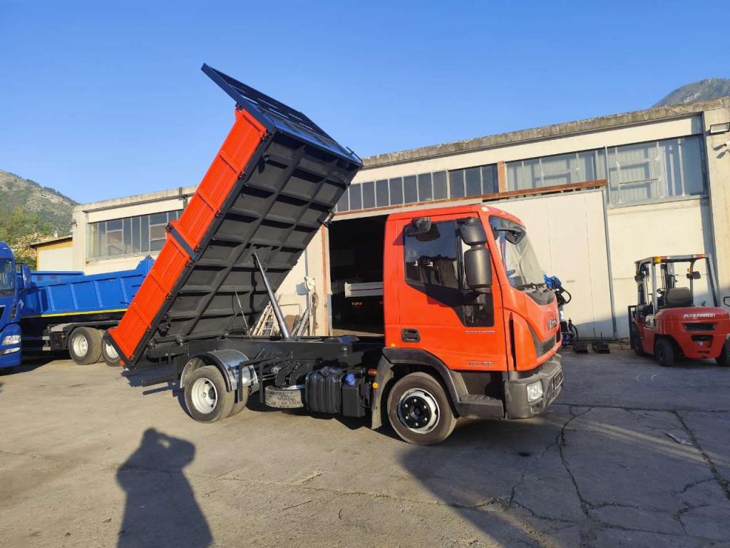 Iveco EUROCARGO 80-190 Photo 6