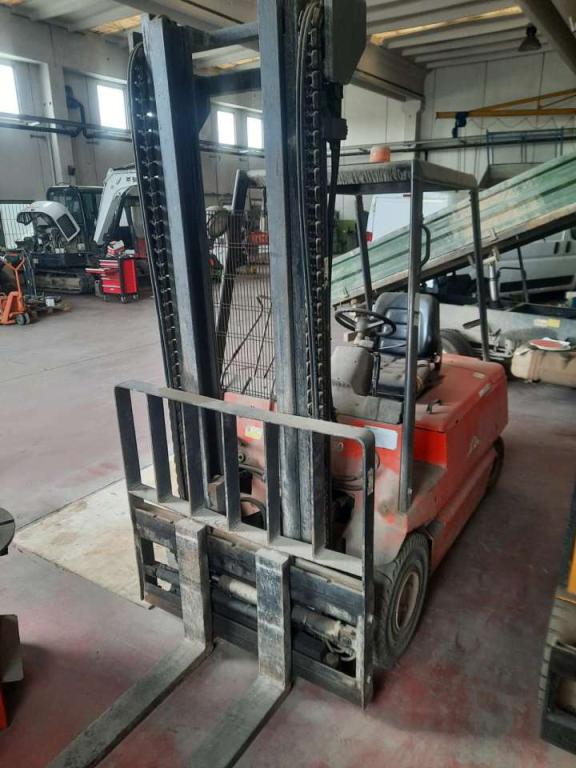 Linde E30 Photo 6