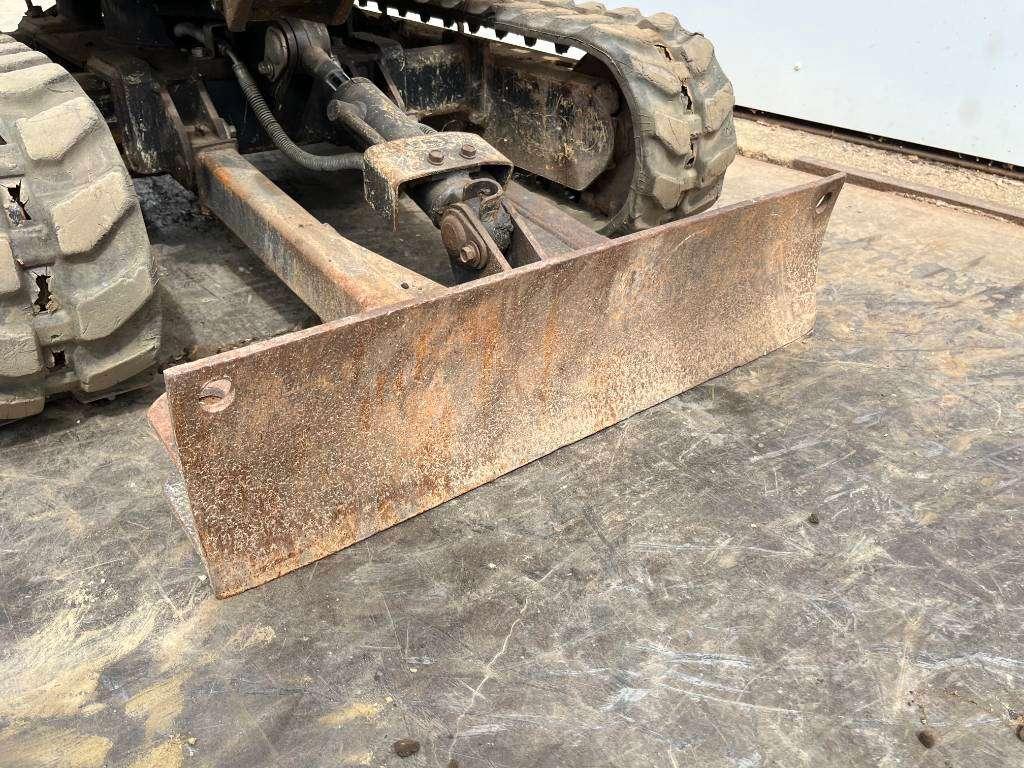 Kubota U10-3 - Hydr. Undercarriage / Hammer Lines Photo 15
