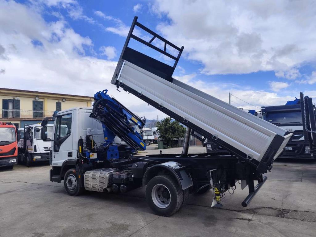 Iveco EUROCARGO 120-210L Photo 16