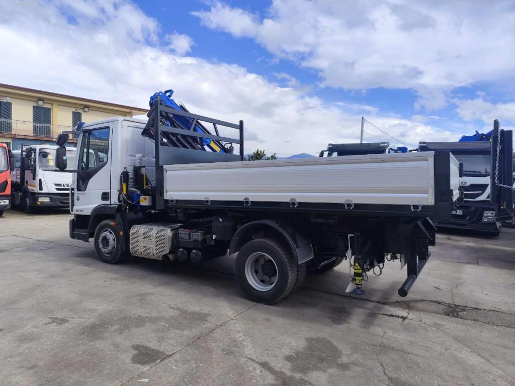 Iveco EUROCARGO 120-210L Photo 20