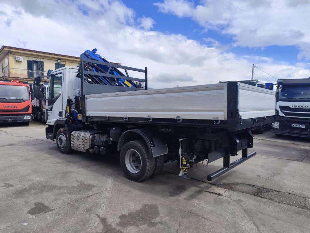 Iveco EUROCARGO 120-210L Photo 21