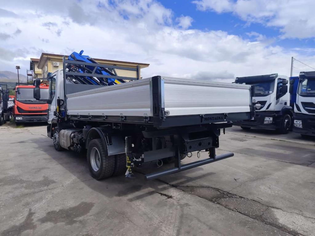 Iveco EUROCARGO 120-210L Photo 23