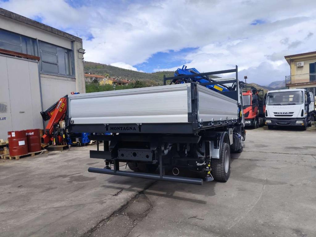 Iveco EUROCARGO 120-210L Photo 30