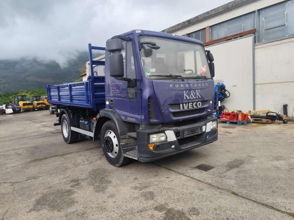 Iveco EUROCARGO 120E25K Photo 11