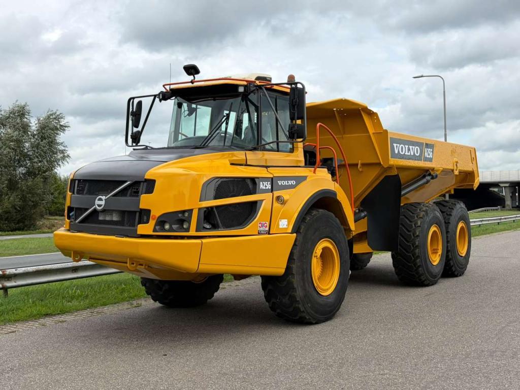 Volvo A25G Photo 1