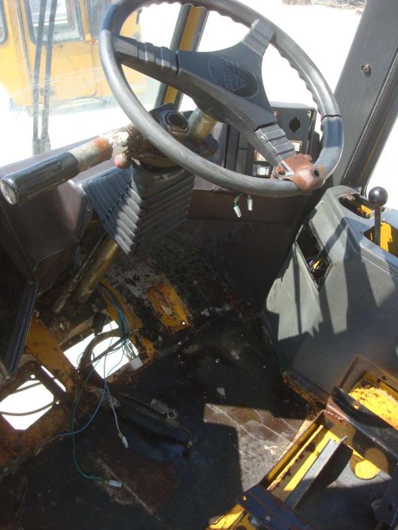 Cab for Fiat Allis FR10 Photo 2