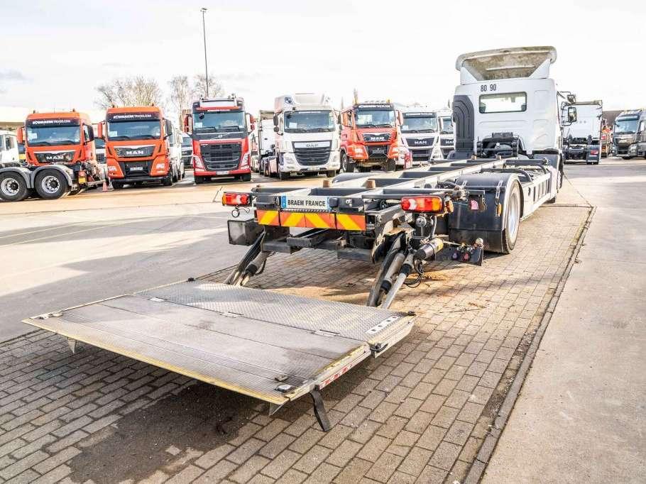 Renault D19 280 DXI+DHOLLANDIA Photo 8