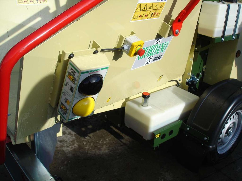 Negri R 280 CARRELLATO STRADALE - MOTORE KUBOTA Photo 17