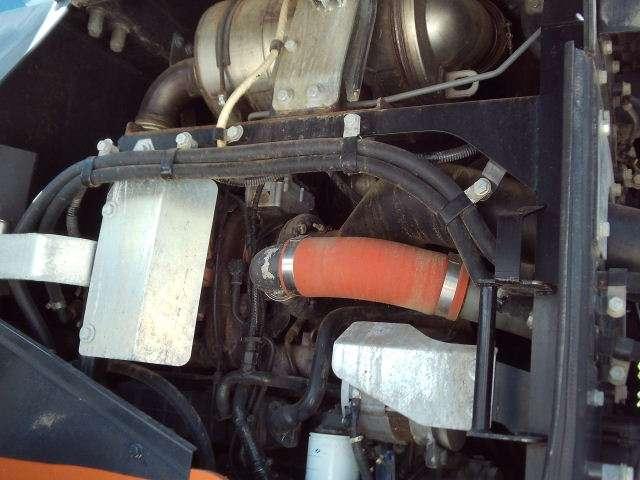 Hitachi ZW220-6 Photo 13