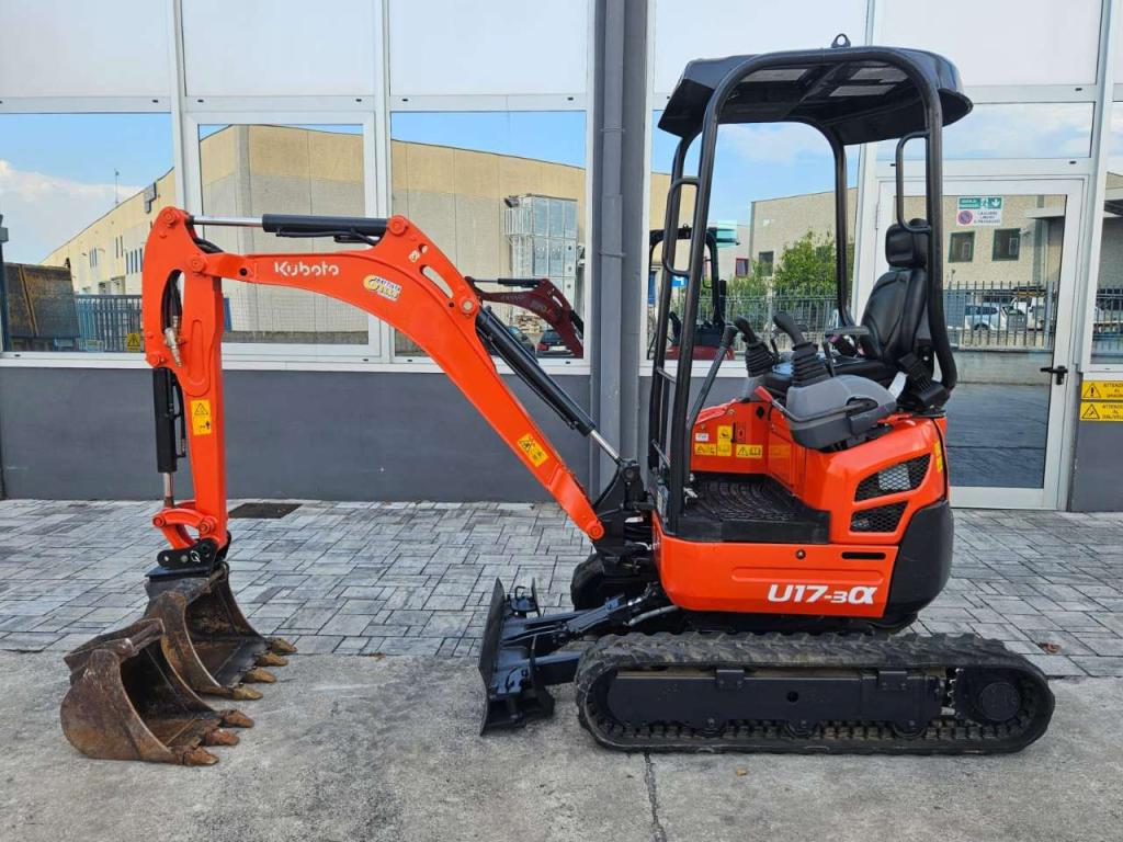 Kubota U17-3A Photo 1
