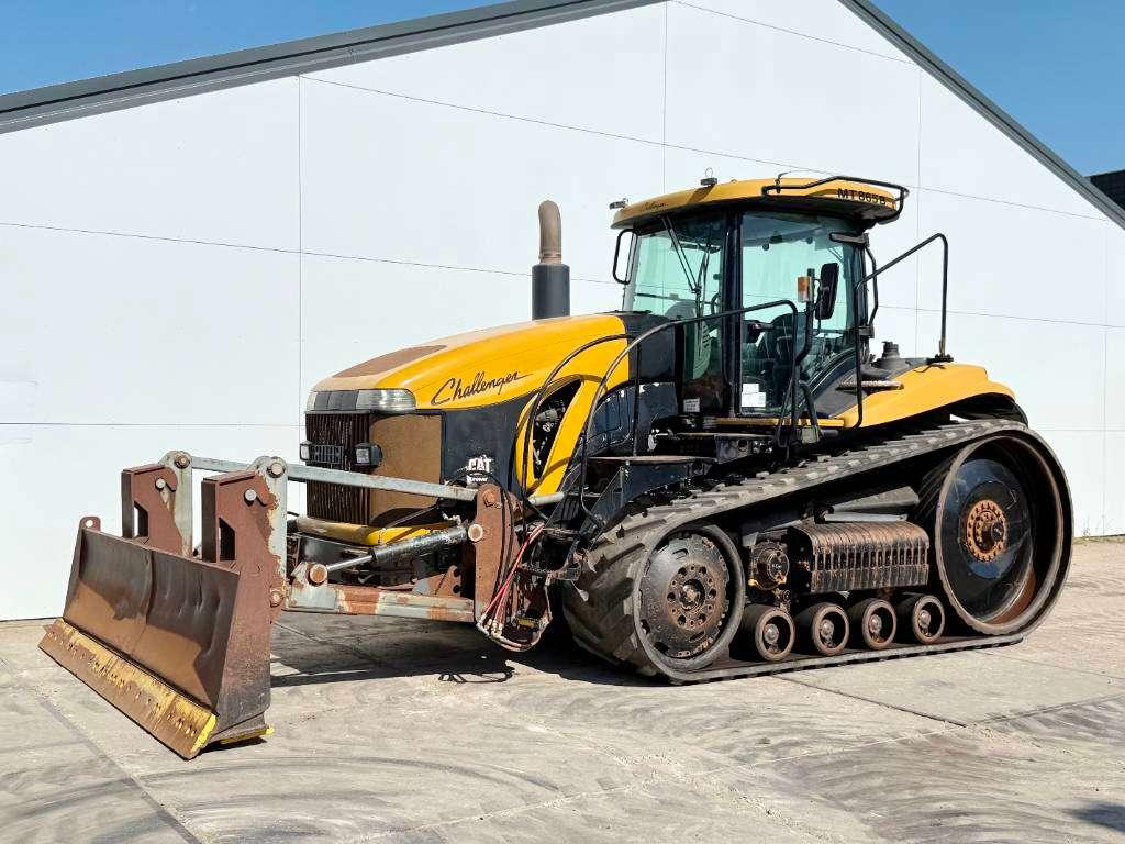 Caterpillar Challenger MT865B - German Machine / Front Blade Photo 1