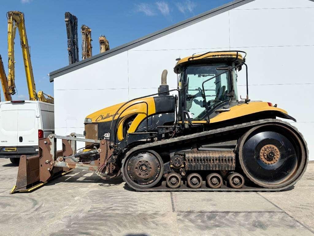 Caterpillar Challenger MT865B - German Machine / Front Blade Photo 2