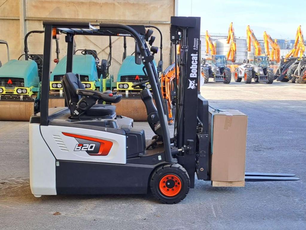 Bobcat B20 Photo 5